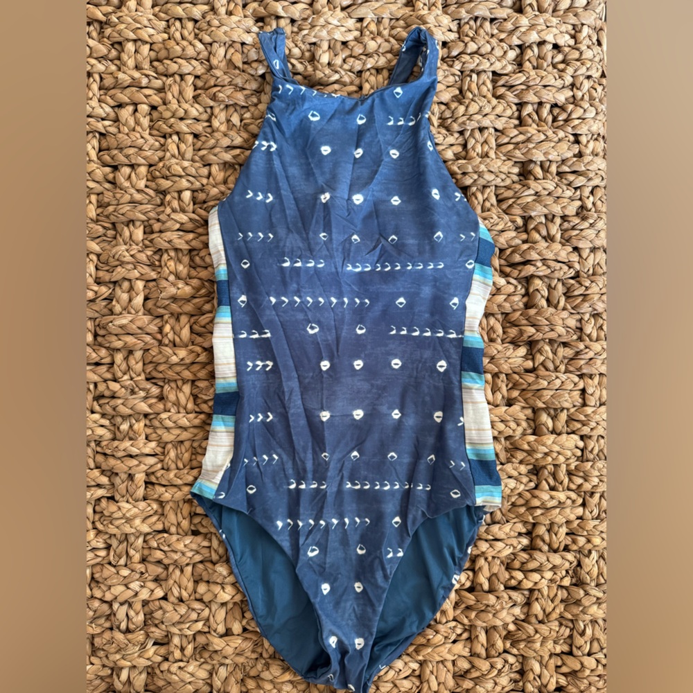 Carve designs one piece suit size XS